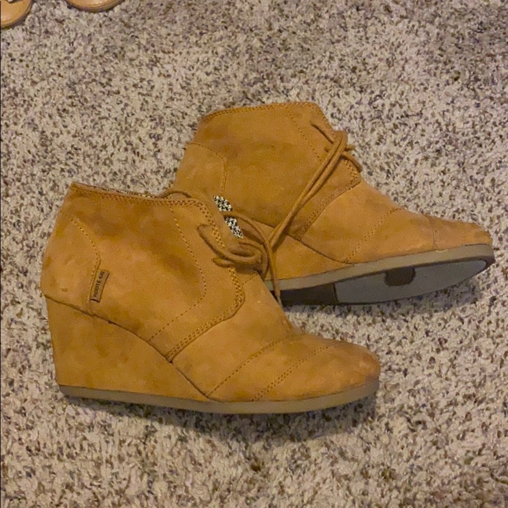 Route 66 wedge booties